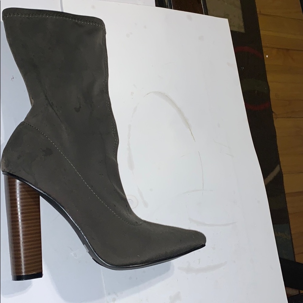 Ankle boots